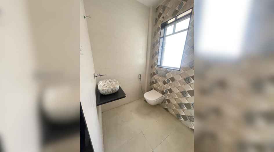 Sneha-Riddhi-Siddhi-Kohinoor-Master-Bathroom